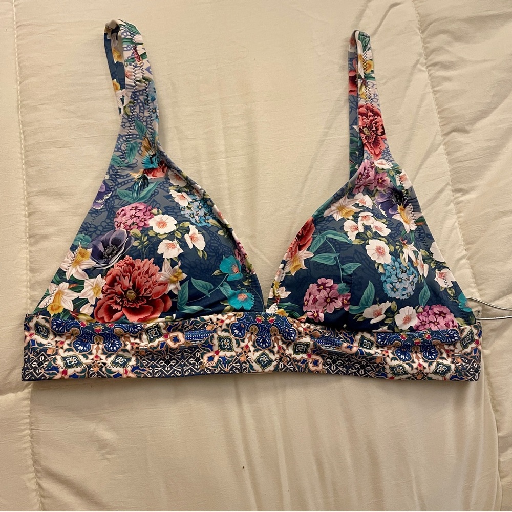 NWT Johnny Was Large Sunset Bikini Top